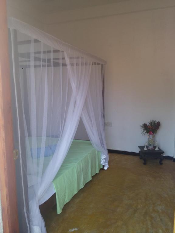 Chithra Homestay Tangalle Luaran gambar